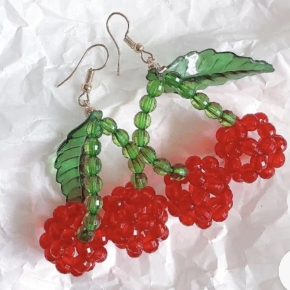 Red Cherry Beaded Earrings - Picture 1 of 3